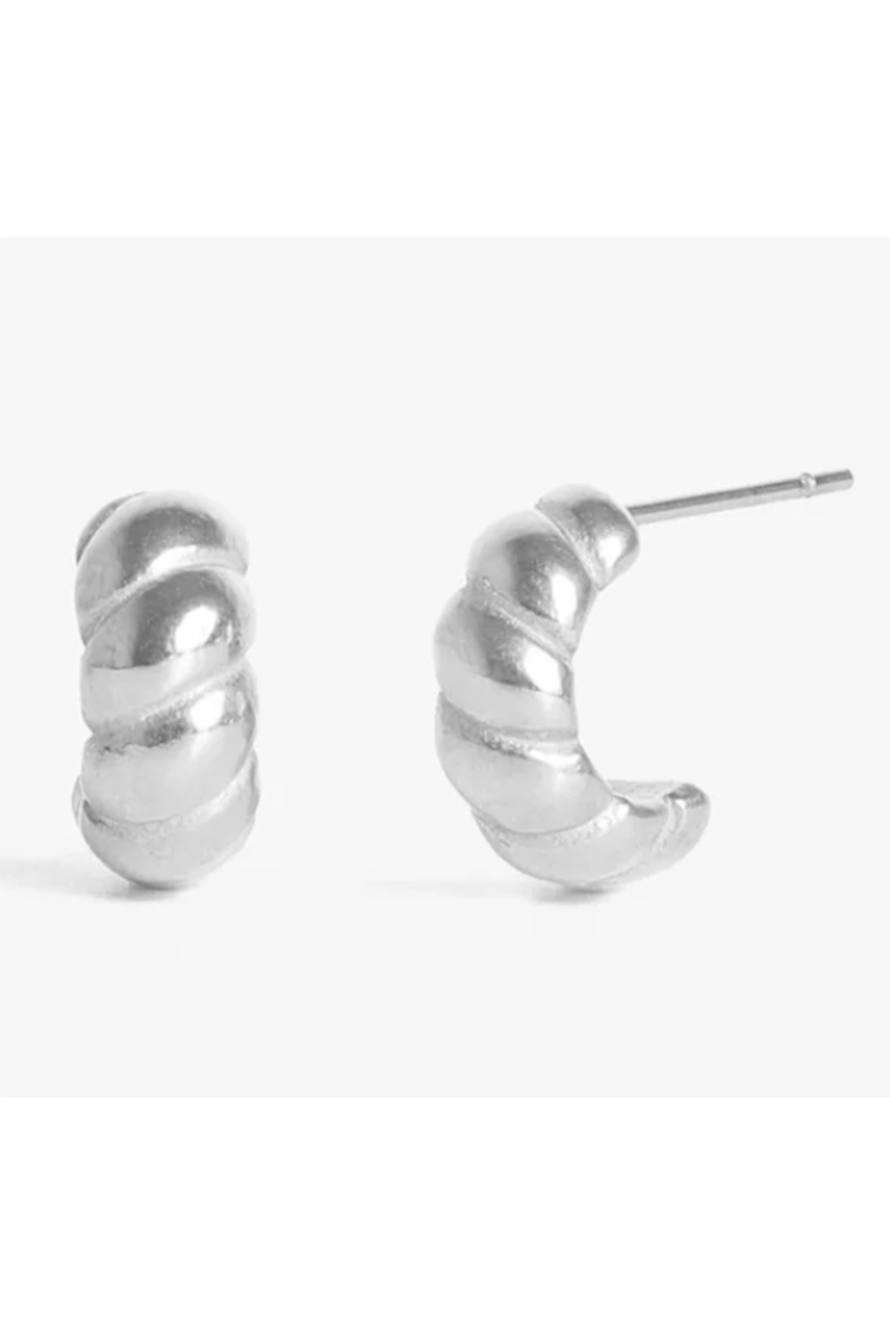 Halle Huggies Earring - Silver